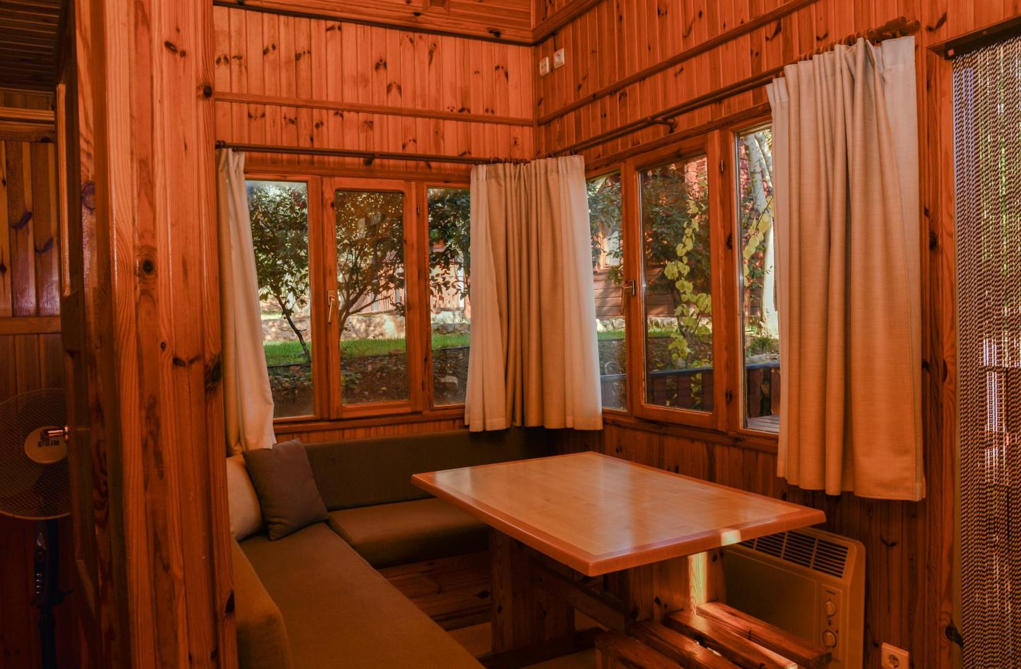 Camping Alquezar Luaran gambar